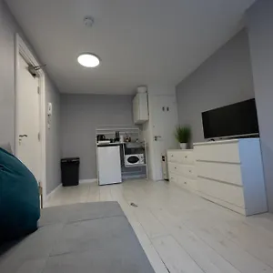  Apartment Modern One Bed United Kingdom